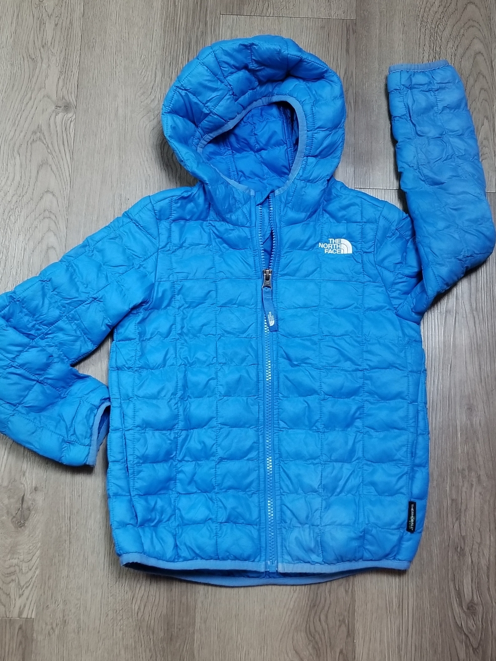 The North Face Kids' Blue Insulated Hooded Jacket (SIZE 6)